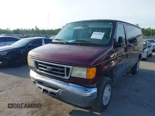 2007 Ford Econoline Passenger XL with VIN 1FBNE31L07DA55685, listed as a IAAI auction lot 40151569 with 122,578 mi miles. Bid and sale history available at carsss.com. Image 17.