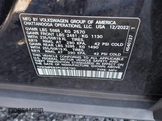 2023 Volkswagen ID.4 Pro with VIN 1V2CMPE82PC008780, listed as a IAAI auction lot 40726231 with 22,820 mi miles and . Bid and sale history available at DreamBid. Image 9.