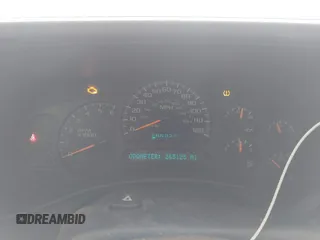 2005 Chevrolet Tahoe LS with VIN 1GNEC13V85R161605, listed as a IAAI auction lot 41631228 with 265,125 mi miles and . Bid and sale history available at DreamBid. Image 7.