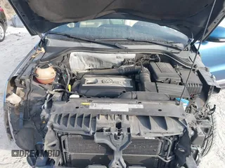 2017 Volkswagen Tiguan Wolfsburg Edition with VIN WVGRV7AX6HW504313, listed as a IAAI auction lot 40950812 with 149,884 mi miles and . Bid and sale history available at DreamBid. Image 10.