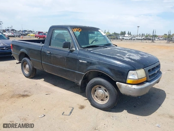 1998 Ford Ranger XL with VIN 1FTYR10C6WUC81490, listed as a IAAI auction lot 42055263 with 226,185 mi miles. Bid and sale history available at carsss.com. Image 1.