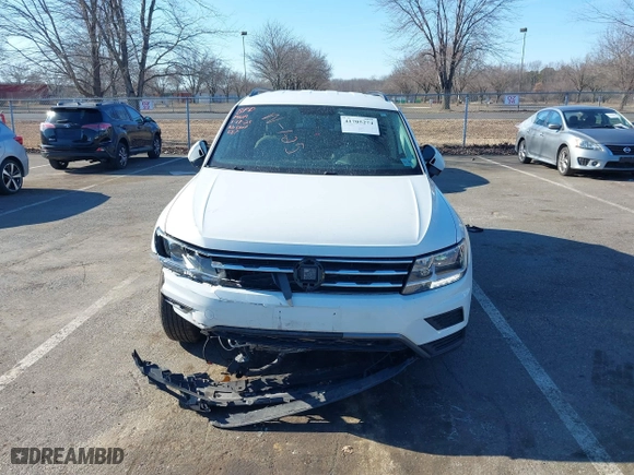 2021 Volkswagen Tiguan S with VIN 3VV1B7AX0MM019574, listed as a IAAI auction lot 41705274 with 46,175 mi miles. Bid and sale history available at carsss.com. Image 12.