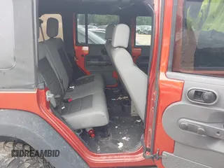 2009 Jeep Wrangler Unlimited X с VIN 1J4GA39169L735418, выставлен на аукционе IAAI как лот 42112488 с пробегом 158 127 миль миль и . История ставок и продаж доступна на DreamBid. Изображение 8.