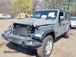 2021 Jeep Wrangler Unlimited Willys with VIN 1C4HJXDN4MW703859, listed as a IAAI auction lot 42071327 with 27,027 mi miles and . Bid and sale history available at DreamBid. Image 6.