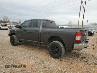 2020 Ram 2500 Tradesman with VIN 3C6UR5CJXLG192141, listed as a Copart auction lot 48728615 with 142,411 mi miles and Clean Title. Bid and sale history available at carsss.com. Image 2.