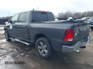2016 Ram 1500 Lone Star z VIN 1C6RR7LT2GS139404, wystawiony jako IAAI lot #41227284 z przebiegiem 106 710 mil mil oraz . Historia ofert i sprzedaży dostępna na DreamBid. Obrazek 3.