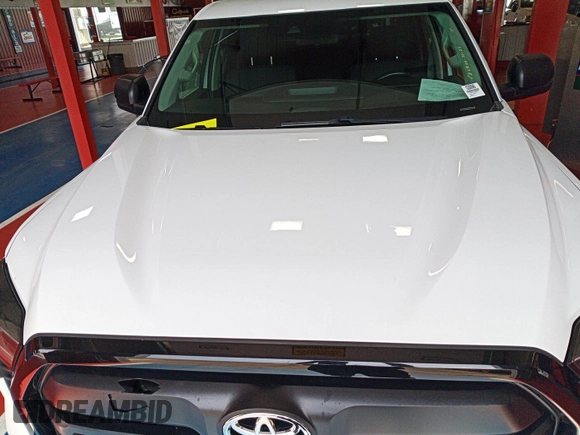 2022 Toyota Tundra SR with VIN 5TFKB5DAXNX006096, listed as a IAAI auction lot 42727998 with 44,389 mi miles and . Bid and sale history available at DreamBid. Image 19.