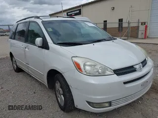 2004 Toyota Sienna XLE with VIN 5TDZA22C74S061016, listed as a IAAI auction lot 41846522 with 264,197 mi miles. Bid and sale history available at carsss.com. Image 6.