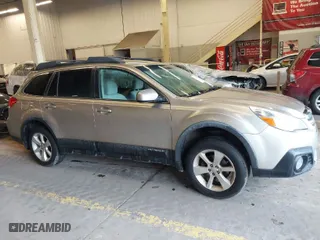 2014 Subaru Outback 2.5i Premium with VIN 4S4BRBCC6E3323986, listed as a IAAI auction lot 41622049 with 130,662 mi miles. Bid and sale history available at carsss.com. Image 13.