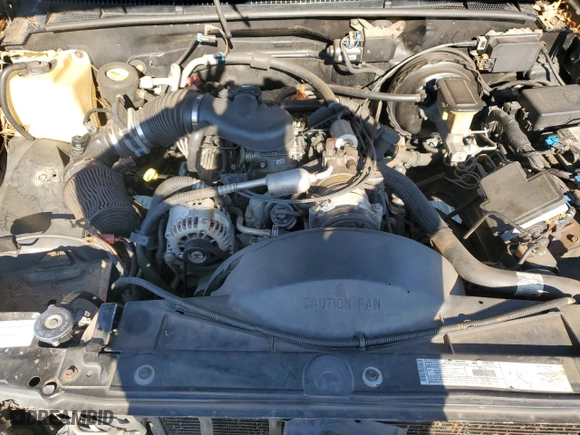2000 Chevrolet Tahoe Limited with VIN 1GNEC13R5YR162203, listed as a Copart auction lot 83199854 with 347,572 mi miles and Salvage Title. Bid and sale history available at carsss.com. Image 11.