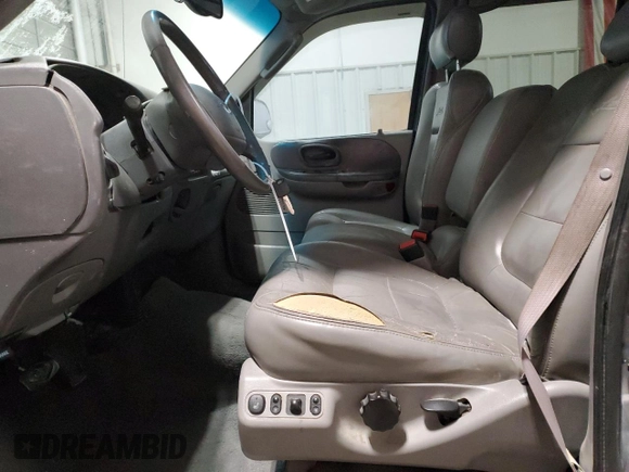 2002 Ford F-150 XLT with VIN 1FTRW08L12KE11970, listed as a Copart auction lot 45299665 with 173,802 mi miles and Salvage Title. Bid and sale history available at carsss.com. Image 7.