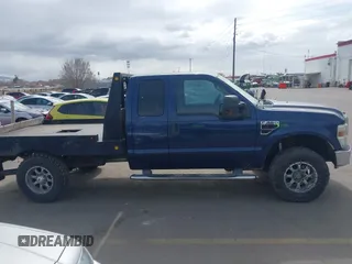 2008 Ford Super Duty F-250 SRW XL with VIN 1FTSX21R88ED25961, listed as a IAAI auction lot 41697284 with 352,731 mi miles. Bid and sale history available at carsss.com. Image 13.