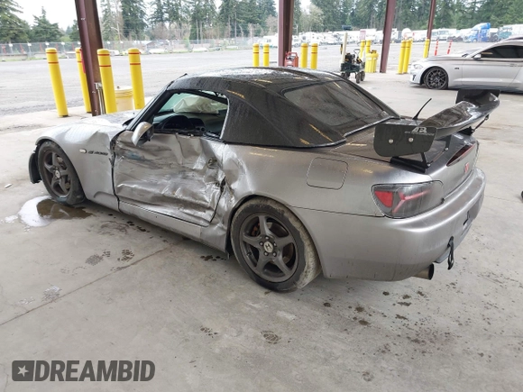 2001 Honda S2000 z VIN JHMAP11491T006580, wystawiony jako IAAI lot #41933308 z przebiegiem 151 232 mil mil oraz . Historia ofert i sprzedaży dostępna na DreamBid. Obrazek 3.