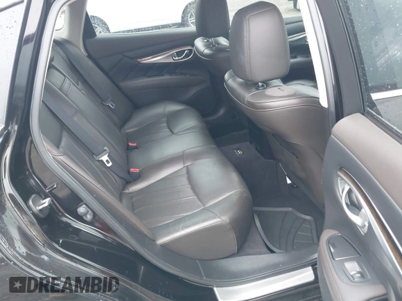 2012 Infiniti M with VIN JN1BY1AP8CM334036, listed as a IAAI auction lot 42354293 with 110,384 mi miles and . Bid and sale history available at DreamBid. Image 8.