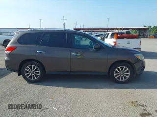 2015 Nissan Pathfinder S с VIN 5N1AR2MN7FC671003, выставлен на аукционе IAAI как лот 42447755 с пробегом 289 537 миль миль и . История ставок и продаж доступна на DreamBid. Изображение 13.