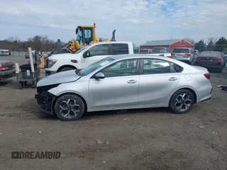 2019 Kia Forte LXS z VIN 3KPF24AD3KE041214, wystawiony jako IAAI lot #41893834 z przebiegiem 105 581 mil mil oraz . Historia ofert i sprzedaży dostępna na DreamBid. Obrazek 15.