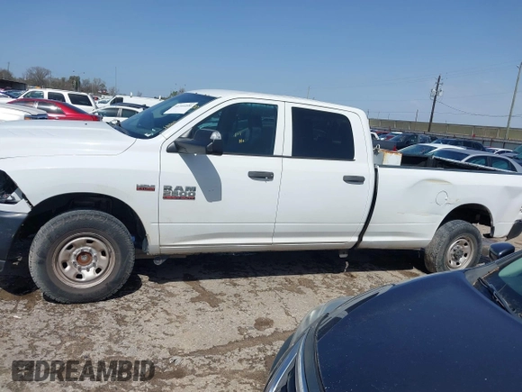 2014 Ram 2500 Tradesman with VIN 3C6UR4HJ8EG301296, listed as a IAAI auction lot 41722200 with 176,464 mi miles. Bid and sale history available at carsss.com. Image 14.