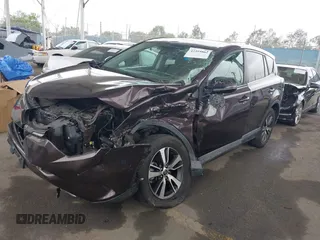 2017 Toyota RAV4 XLE с VIN 2T3WFREV5HW389968, выставлен на аукционе IAAI как лот 42359862 с пробегом 76 828 миль миль и . История ставок и продаж доступна на DreamBid. Изображение 2.