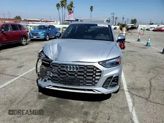2022 Audi SQ5 Premium with VIN WA1A4AFY8N2052218, listed as a Copart auction lot 69474304 with 33,282 mi miles and Salvage Title. Bid and sale history available at DreamBid. Image 12.