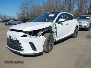 2023 Lexus RX 350 z VIN 2T2BAMCA7PC030674, wystawiony jako IAAI lot #41675352 z przebiegiem 13 337 mil mil oraz . Historia ofert i sprzedaży dostępna na DreamBid. Obrazek 2.