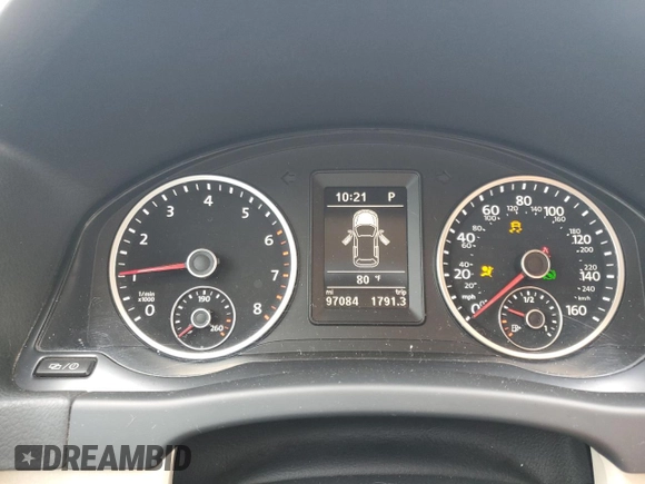 2017 Volkswagen Tiguan S with VIN WVGAV7AX0HK021419, listed as a Copart auction lot 51510935 with 97,084 mi miles and Salvage Title. Bid and sale history available at DreamBid. Image 9.