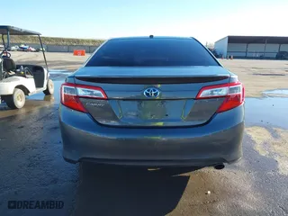 2014 Toyota Camry Hybrid LE with VIN 4T1BD1FK8EU135234, listed as a IAAI auction lot 41399246 with 104,964 mi miles. Bid and sale history available at carsss.com. Image 17.