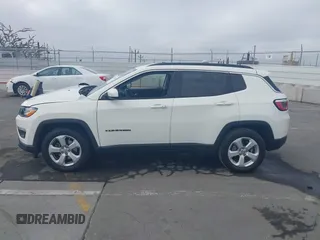 2019 Jeep Compass Altitude z VIN 3C4NJCBB6KT809494, wystawiony jako IAAI lot #42398252 z przebiegiem 62 813 mil mil oraz . Historia ofert i sprzedaży dostępna na DreamBid. Obrazek 14.