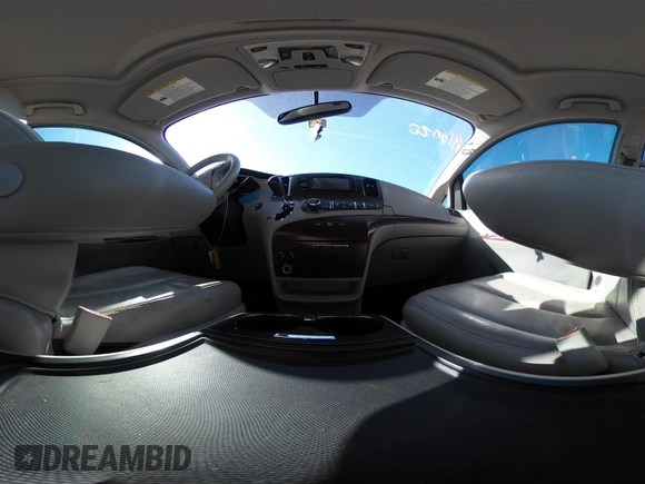 2014 Toyota Sienna XLE with VIN 5TDYK3DC7ES447903, listed as a IAAI auction lot 41835665 with 224,492 mi miles. Bid and sale history available at carsss.com. Image 20.