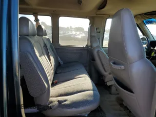 1997 GMC Savana with VIN 1GKGG25R4V1024370, listed as a Copart auction lot 41841565 with 95,950 mi miles and Salvage Title. Bid and sale history available at carsss.com. Image 12.