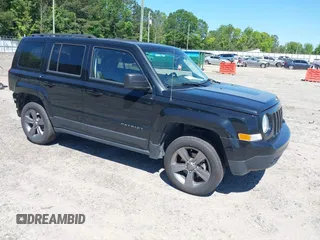 2017 Jeep Patriot Sport z VIN 1C4NJPBA3HD189751, wystawiony jako IAAI lot #42335625 z przebiegiem 70 000 mil mil oraz . Historia ofert i sprzedaży dostępna na DreamBid. Obrazek 1.