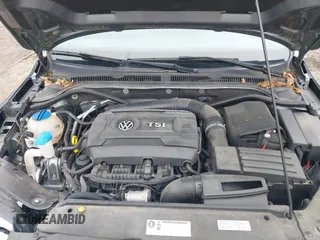 2014 Volkswagen Jetta SE with VIN 3VWD07AJ7EM239807, listed as a IAAI auction lot 42457159 with 72,637 mi miles and . Bid and sale history available at DreamBid. Image 10.