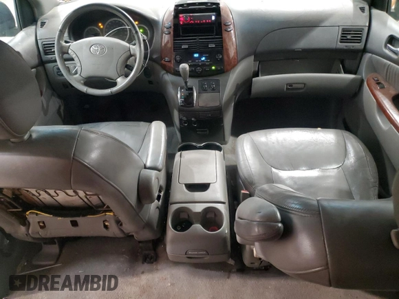 2004 Toyota Sienna XLE with VIN 5TDZA22C54S156416, listed as a Copart auction lot 53405035 with 240,722 mi miles and Clean Title. Bid and sale history available at carsss.com. Image 8.