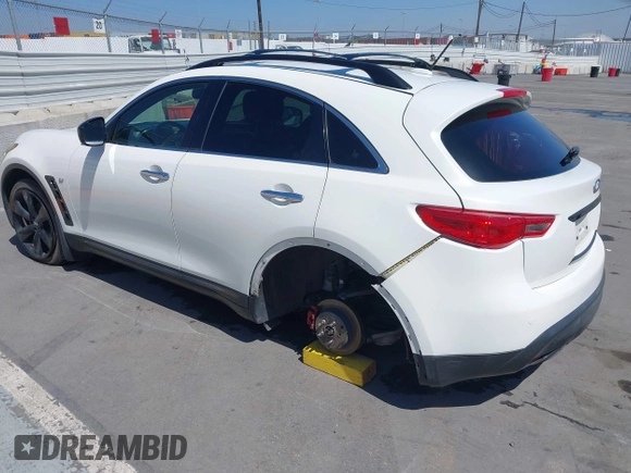 2016 Infiniti QX70 with VIN JN8CS1MW1GM750798, listed as a IAAI auction lot 42519800 with 139,940 mi miles and . Bid and sale history available at DreamBid. Image 3.