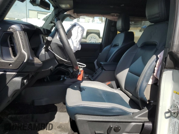 2023 Ford Bronco с VIN 1FMEE5BP2PLB81217, выставлен на аукционе Copart как лот 50235305 с пробегом 16 343 миль миль и Списание • Salvage title. История ставок и продаж доступна на DreamBid. Изображение 7.