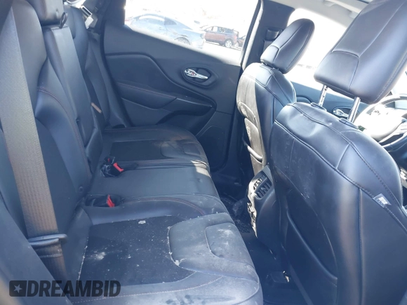 2019 Jeep Cherokee Trailhawk with VIN 1C4PJMBX6KD410391, listed as a IAAI auction lot 41821355 with 79,473 mi miles and . Bid and sale history available at DreamBid. Image 8.