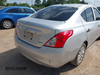 2014 Nissan Versa SV with VIN 3N1CN7AP3EL844288, listed as a IAAI auction lot 42038825 with 135,942 mi miles and . Bid and sale history available at carsss.com. Image 6.