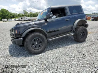 2023 Ford Bronco with VIN 1FMDE5CP6PLB39952, listed as a Copart auction lot 58895675 with 29,944 mi miles and Salvage title. Bid and sale history available at DreamBid. Image 1.