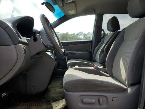 2009 Toyota Sienna CE with VIN 5TDZK23C09S264686, listed as a Copart auction lot 53843565 with 276,509 mi miles and Salvage Title. Bid and sale history available at carsss.com. Image 7.