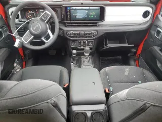 2025 Jeep Wrangler Sahara with VIN 1C4PJXEN0SW506260, listed as a Copart auction lot 46349375 with 2,824 mi miles and Clean Title. Bid and sale history available at DreamBid. Image 8.