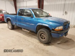 2000 Dodge Dakota Sport with VIN 1B7GG22N3YS639309, listed as a IAAI auction lot 41771758 with 225,795 mi miles. Bid and sale history available at carsss.com. Image 1.
