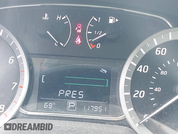2013 Nissan Sentra FE+ S with VIN 3N1AB7AP5DL609003, listed as a IAAI auction lot 42107695 with 117,951 mi miles and . Bid and sale history available at DreamBid. Image 7.