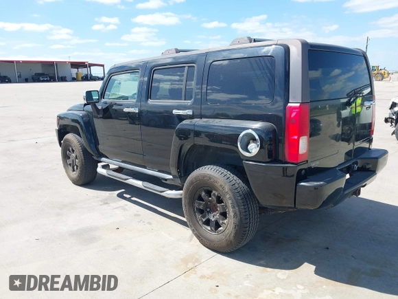 2006 Hummer H3 with VIN 5GTDN136968101615, listed as a IAAI auction lot 42037554 with 123,501 mi miles. Bid and sale history available at carsss.com. Image 3.