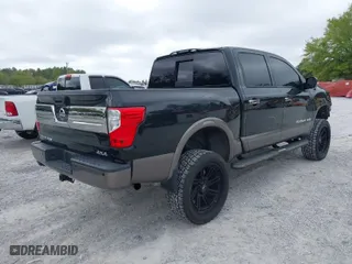 2019 Nissan Titan SV with VIN 1N6AA1E56KN507810, listed as a IAAI auction lot 41947972 with 54,059 mi miles. Bid and sale history available at carsss.com. Image 4.