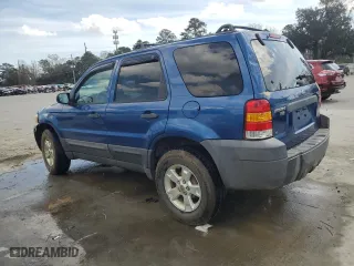 2007 Ford Escape XLT with VIN 1FMYU031X7KA25204, listed as a Copart auction lot 48975175 with 163,354 mi miles and Salvage Title. Bid and sale history available at carsss.com. Image 2.
