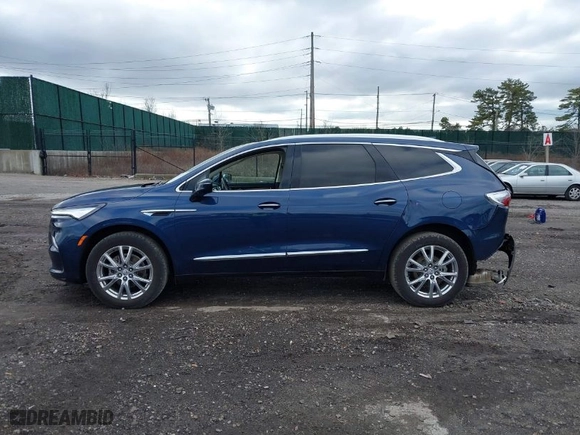 2023 Buick Enclave Essence with VIN 5GAERBKW8PJ163199, listed as a IAAI auction lot 41728374 with 30,260 mi miles. Bid and sale history available at carsss.com. Image 14.