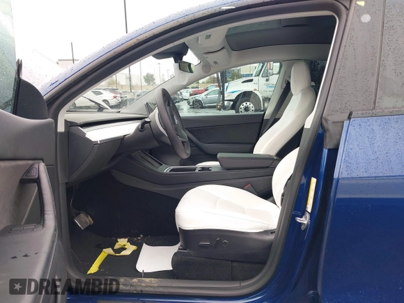 2022 Tesla Model Y Long Range with VIN 7SAYGDEE7NF409294, listed as a IAAI auction lot 41845261 with 73,116 mi miles and . Bid and sale history available at DreamBid. Image 5.