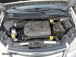 2012 Chrysler Town & Country Touring with VIN 2C4RC1BG3CR330644, listed as a IAAI auction lot 41828904 with 193,846 mi miles. Bid and sale history available at carsss.com. Image 10.