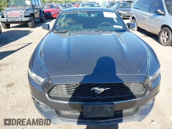 2016 Ford Mustang EcoBoost z VIN 1FA6P8TH4G5241245, wystawiony jako IAAI lot #42276819 z przebiegiem 80 190 mil mil oraz . Historia ofert i sprzedaży dostępna na DreamBid. Obrazek 12.