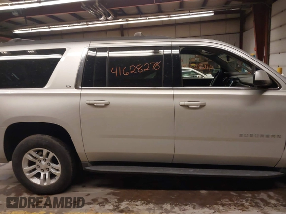 2016 Chevrolet Suburban LS with VIN 1GNSKGKC7GR469795, listed as a IAAI auction lot 41628278 with 47,919 mi miles. Bid and sale history available at carsss.com. Image 13.