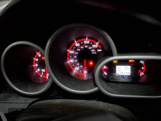 2009 Pontiac Vibe w/1SA with VIN 5Y2SL67879Z460862, listed as a Copart auction lot 68449174 with 174,144 mi miles and Salvage Title. Bid and sale history available at carsss.com. Image 9.